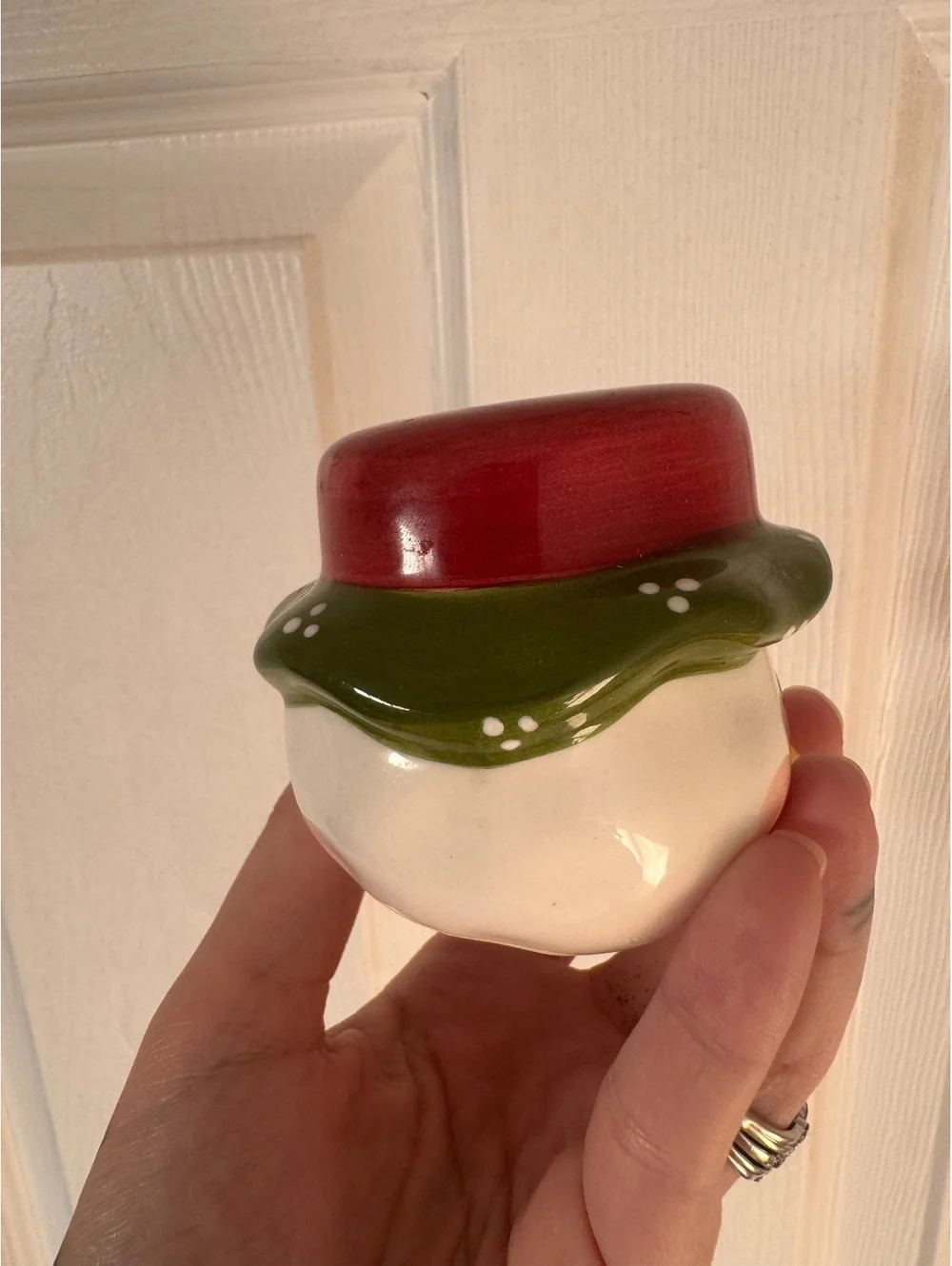 Ceramic Santa Claus and Mrs. Claus Snowman Salt and Pepper Shakers